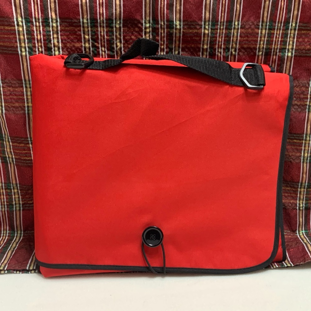 TRIFOLD GIFT WRAPPING SUPPLIES HOLDER CARRIER